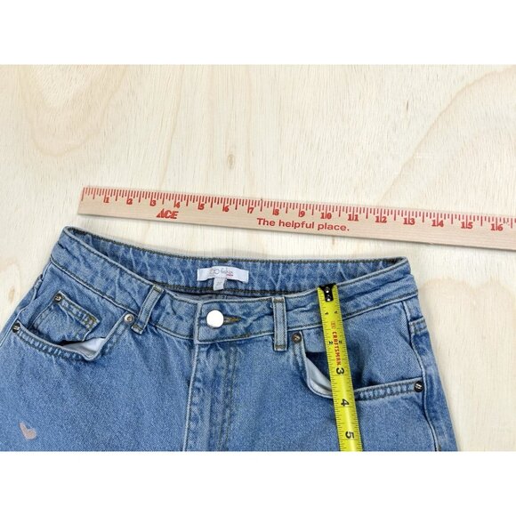 Jeans With Embroidered Hearts Women’s Size 27 Glo Fashion - Picture 6 of 14